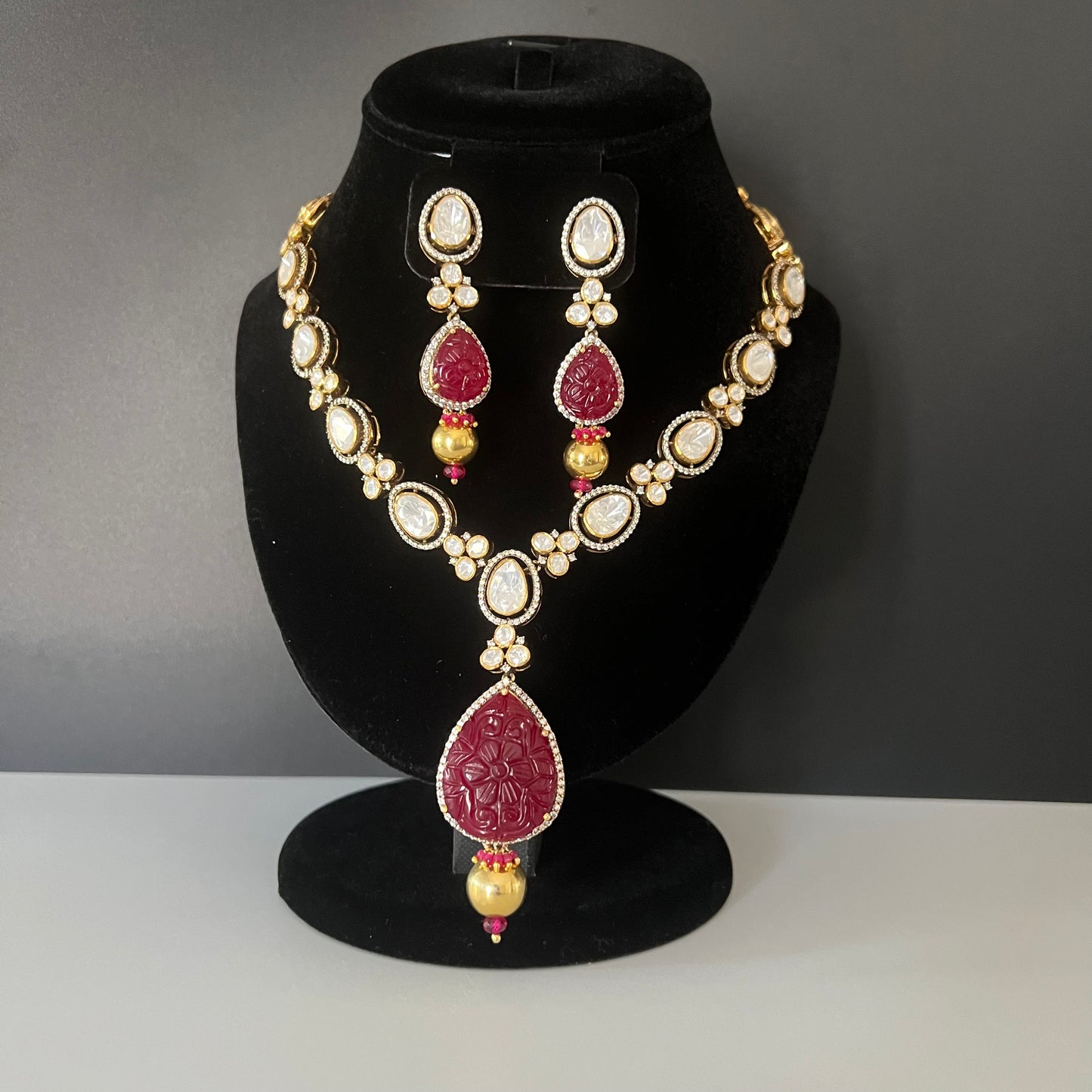 Moissanite "Pear Shaped" Adjustable Set With Carved Ruby Stone